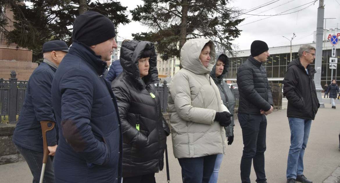 Провели рейд по парковкам для инвалидов на Привокзальной площади