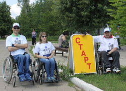 Забег на колясках в парке Победы