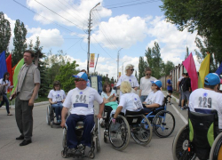 Забег на колясках в парке Победы