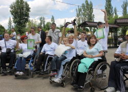 Забег на колясках в парке Победы